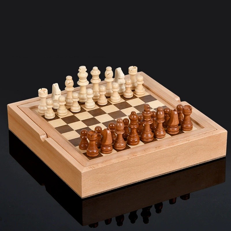 Tabuleiro de Xadrez de Madeira - Board Game Yearbook avaliação e preço